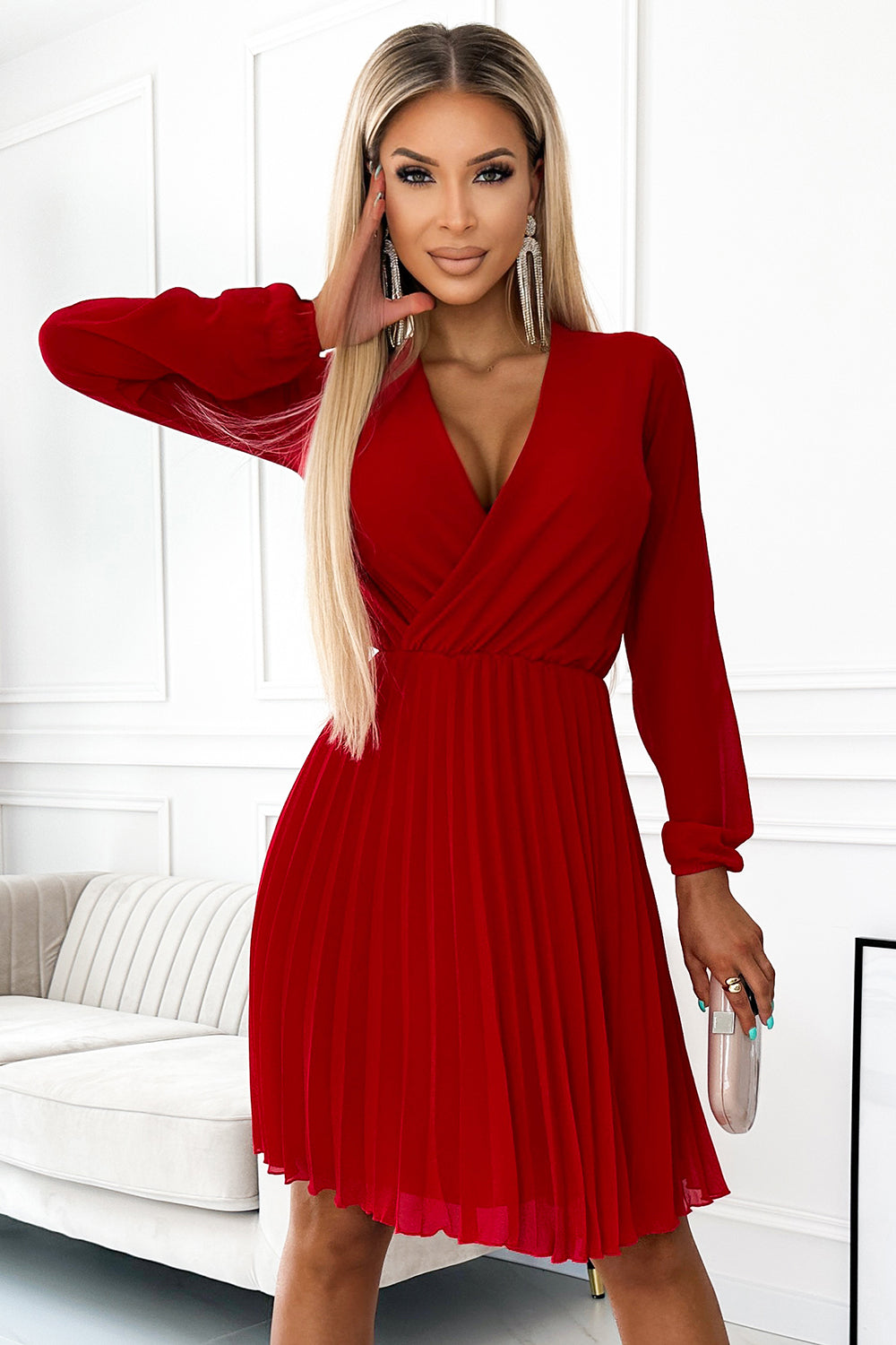 313-13 ISABELLE Pleated dress with long sleeves and envelope neckline - red