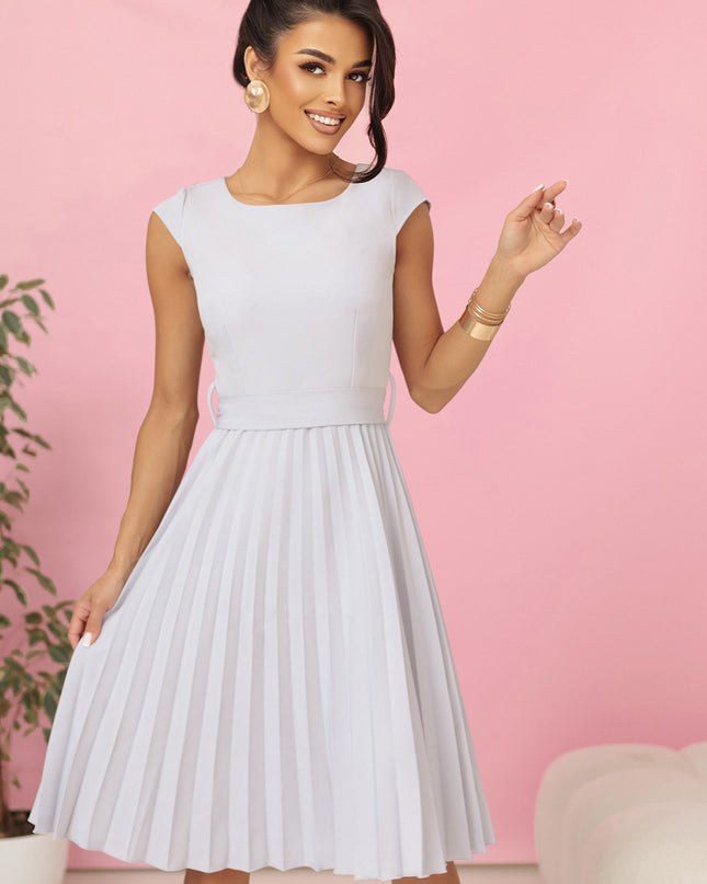 311-20 LILA Pleated dress with short sleeves and belt - gray