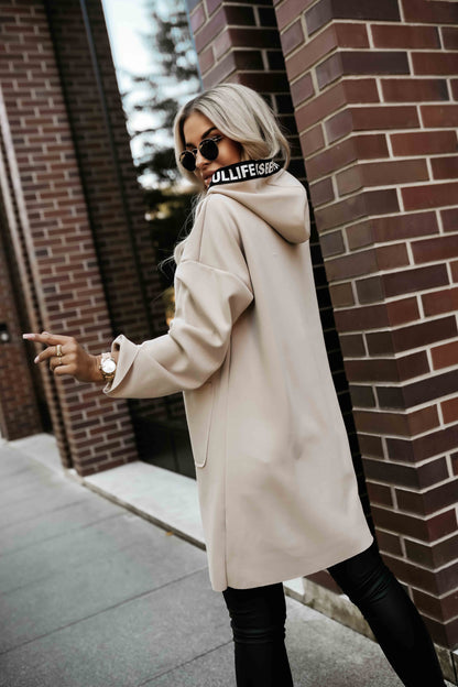 632-1 Casual coat with pockets and a hood - beige