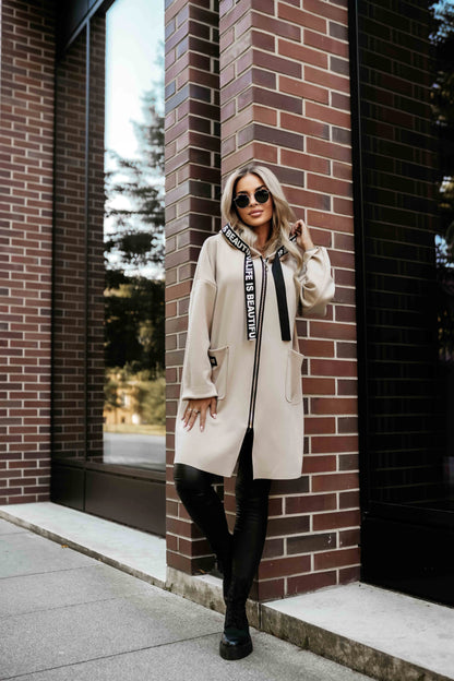 632-1 Casual coat with pockets and a hood - beige