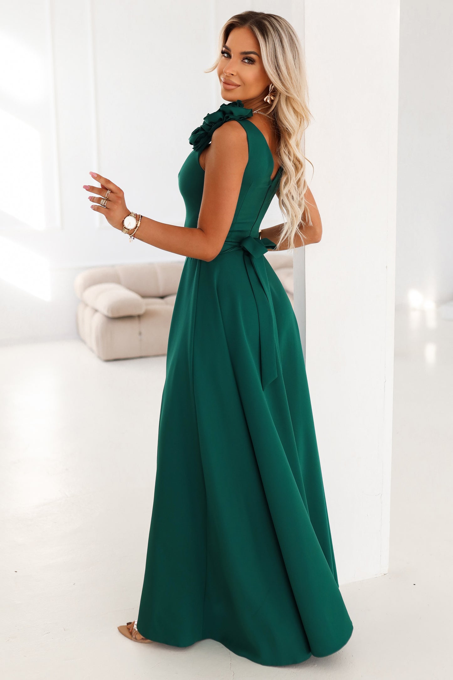 Numoco 643-1 Elegant evening maxi dress with a slit and roses - bottle green-2