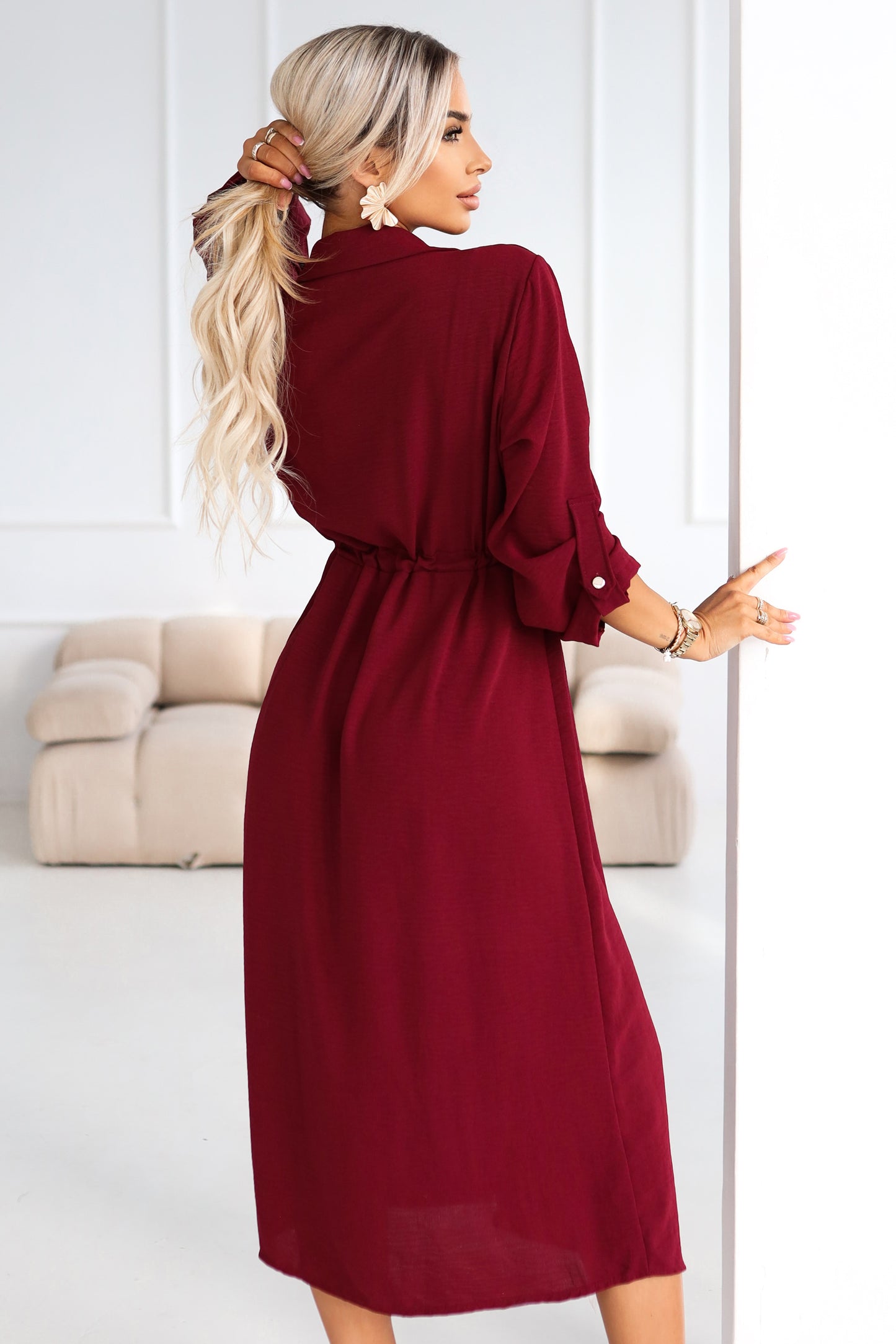 651-2 Shirt dress - midi shirt dress with buttons and belt - burgundy