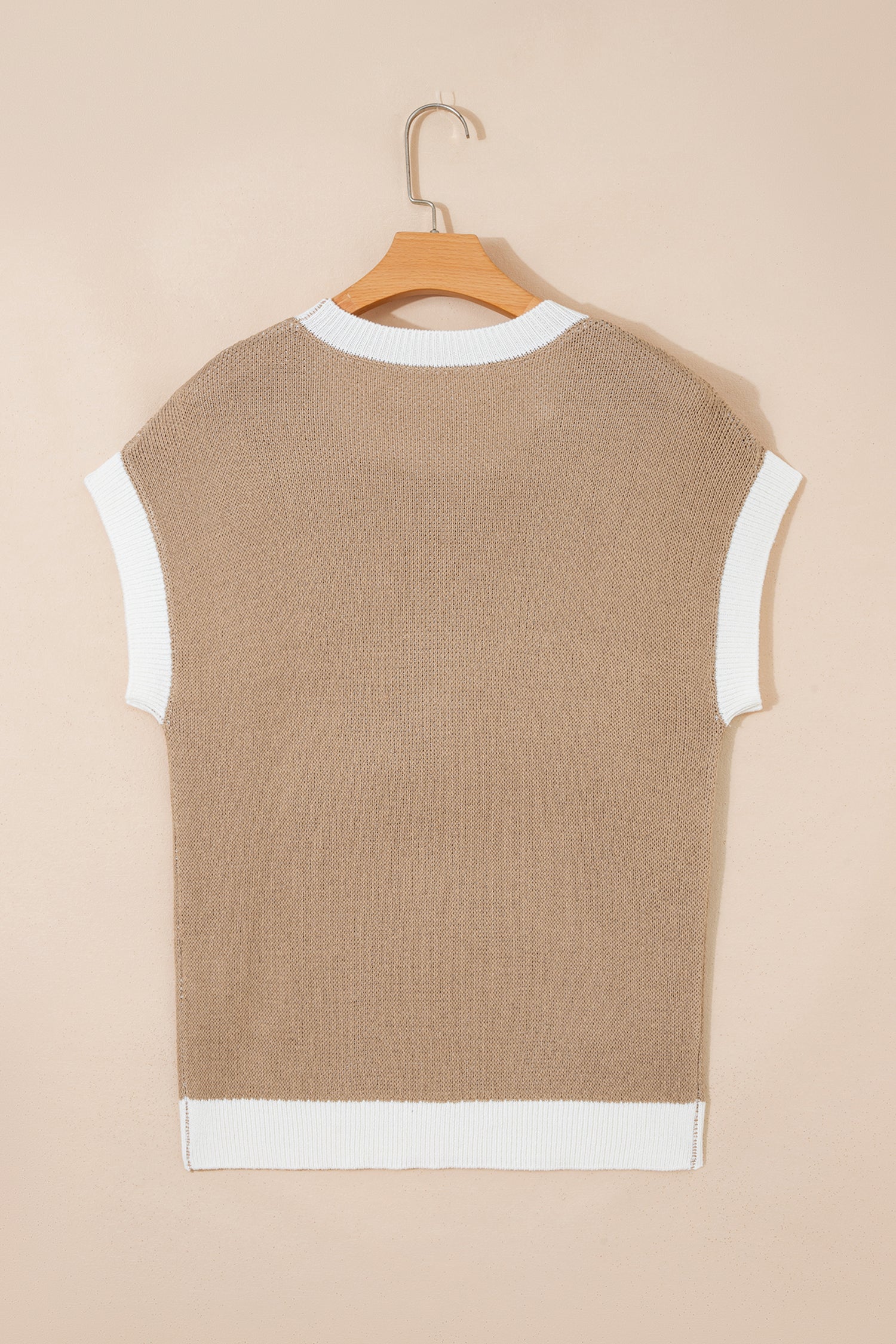 Goat Horse Shoe Pattern Contrast Trim Short Sleeve Sweater