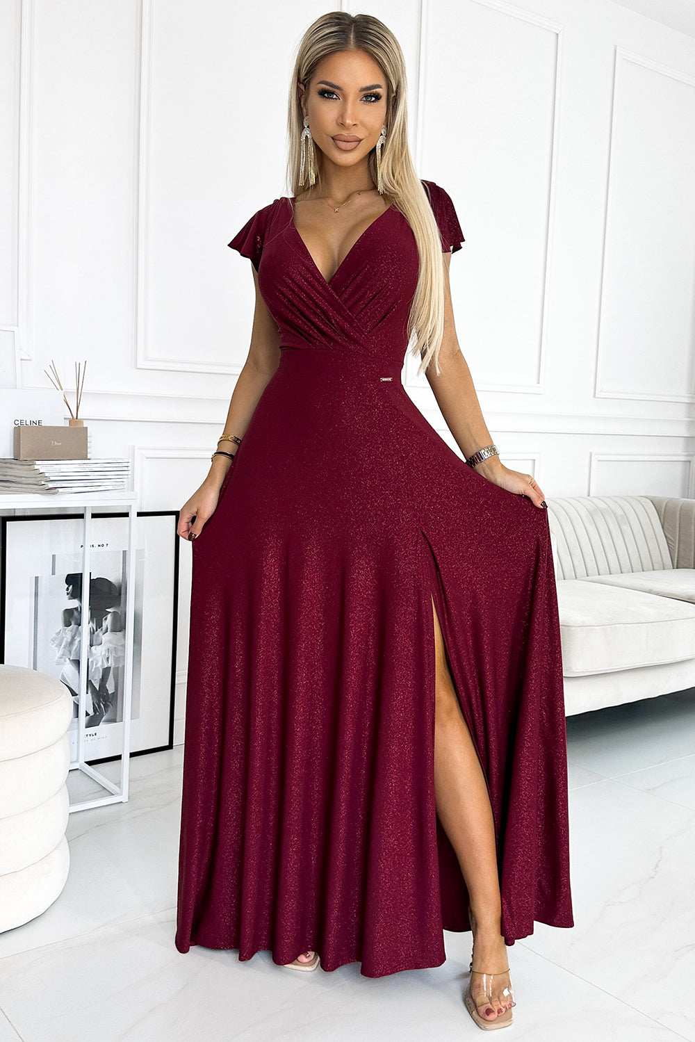 411-8 CRYSTAL long shimmering dress with a neckline - Burgundy color