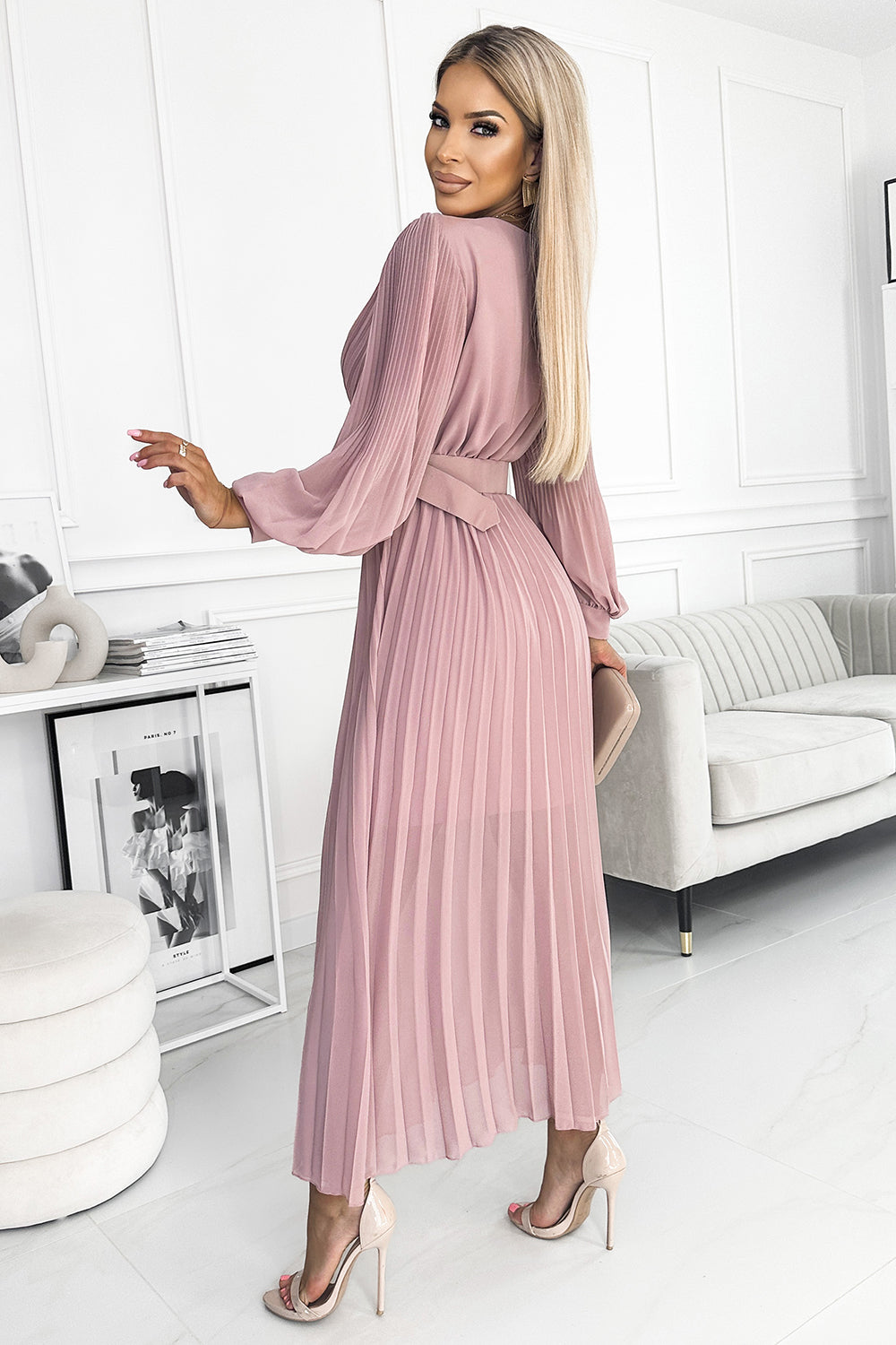 414-2 KLARA pleated dress with a belt and a neckline - powder pink