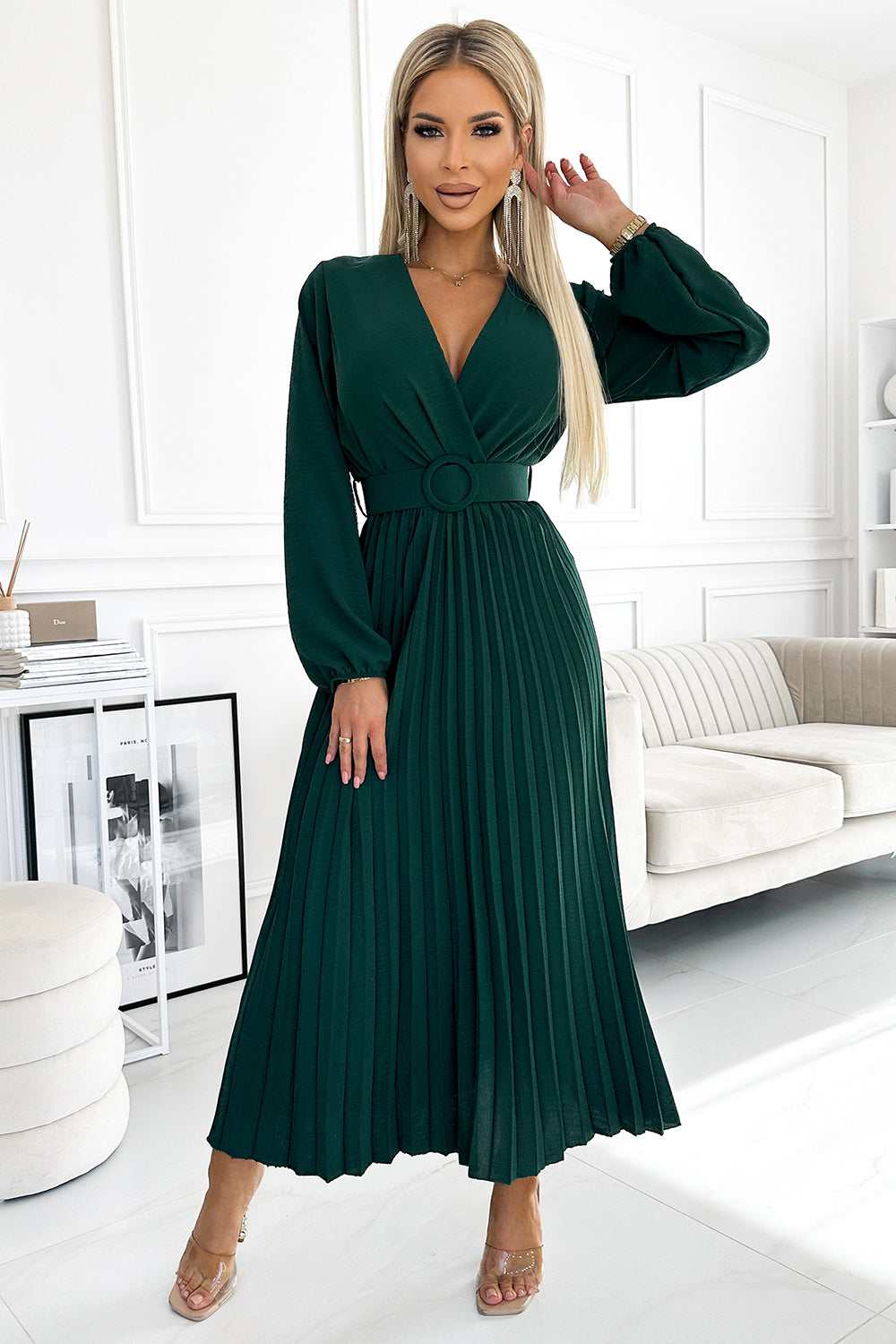 504-3 VIVIANA Pleated midi dress with a neckline, long sleeves and a wide belt - green