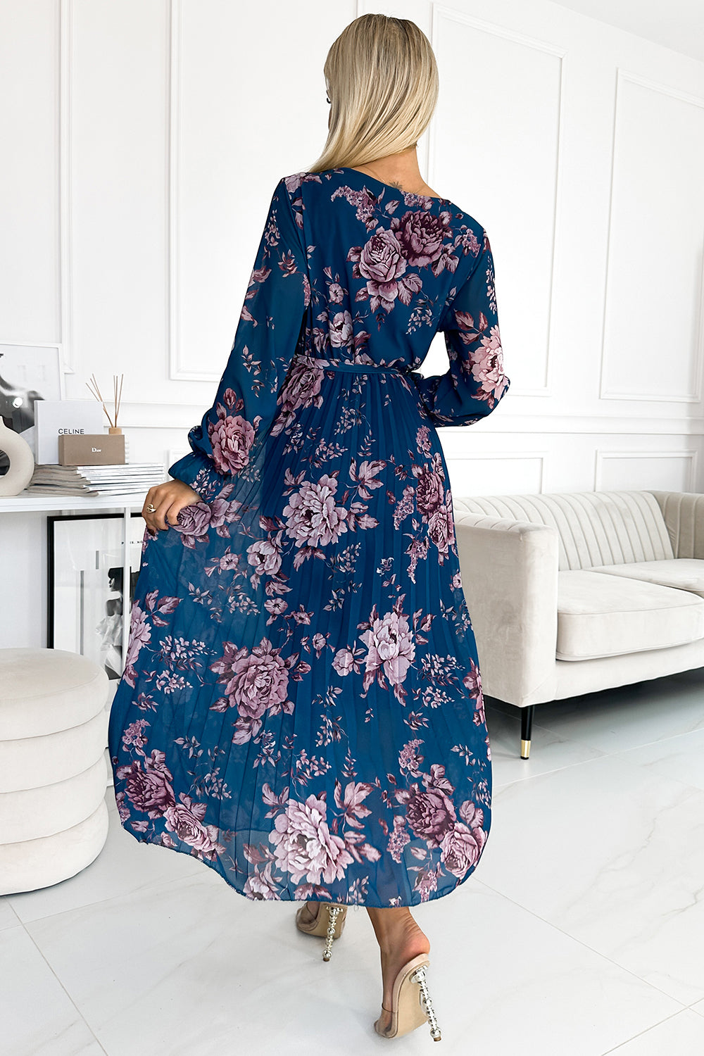 519-3 Pleated chiffon long dress with a neckline, long sleeves and a belt - Blue with flowers